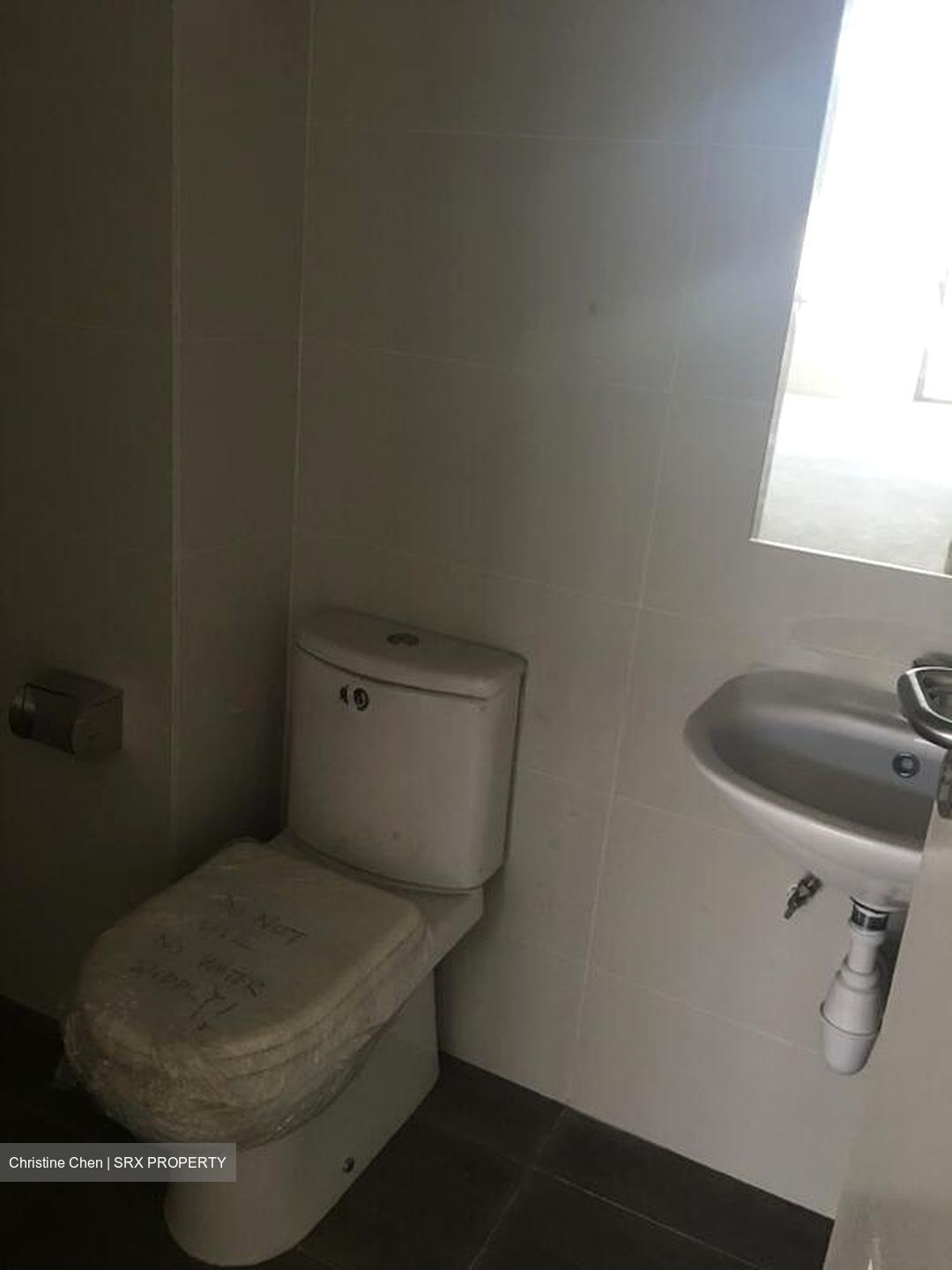 100 Pasir Panjang (D5), Factory #496924511